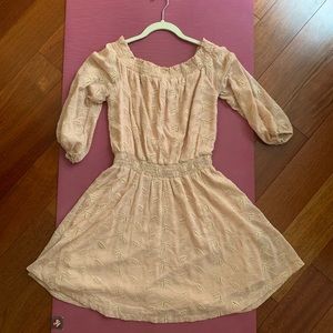 Lovely Off-the-shoulder, gathered waist dress 🌸